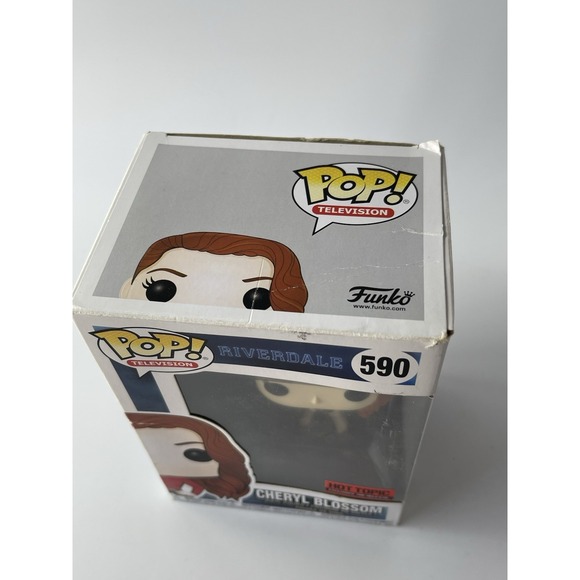 Funko Pop! Riverdale #590, #588, #586, #587  Lot Of 4 Hot Topic Exclusive Pre-Re - Picture 3 of 16
